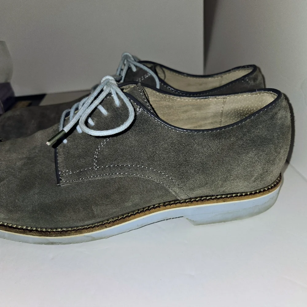 G.H. Bass & Co Men's 11 Buckingham Gray Suede Oxfords